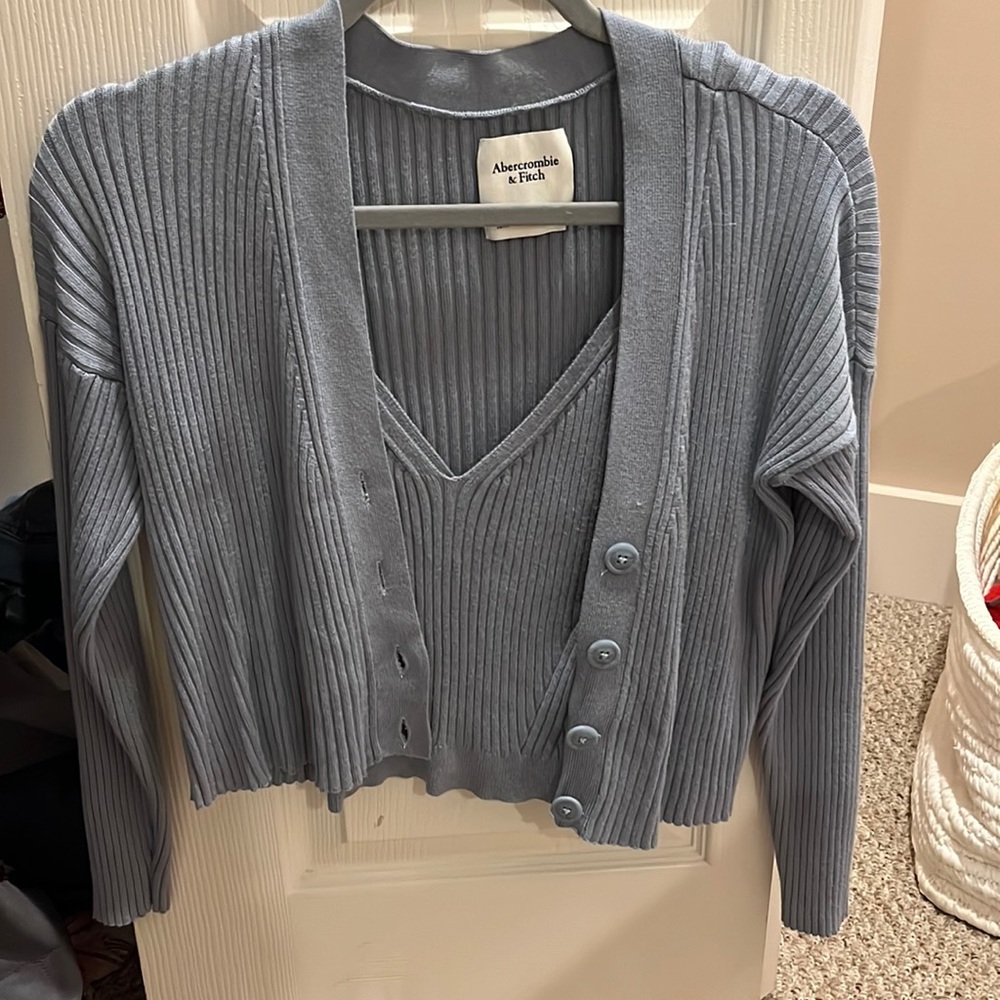 Two piece Abercrombie sweater set in size M. Gently used